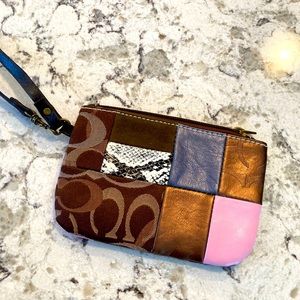 SALE 5 for $20! NWOT Wristlet Bag
